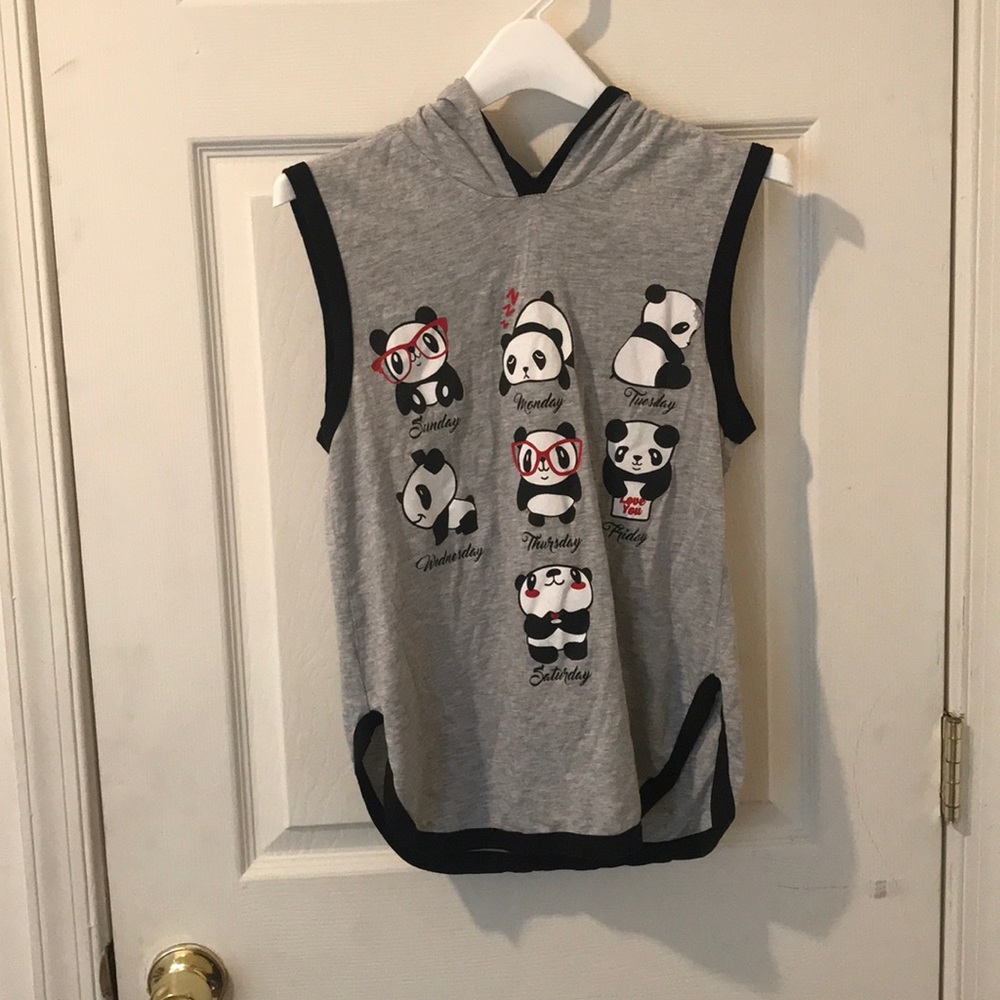 Really Cute Panda Shirt w Hood